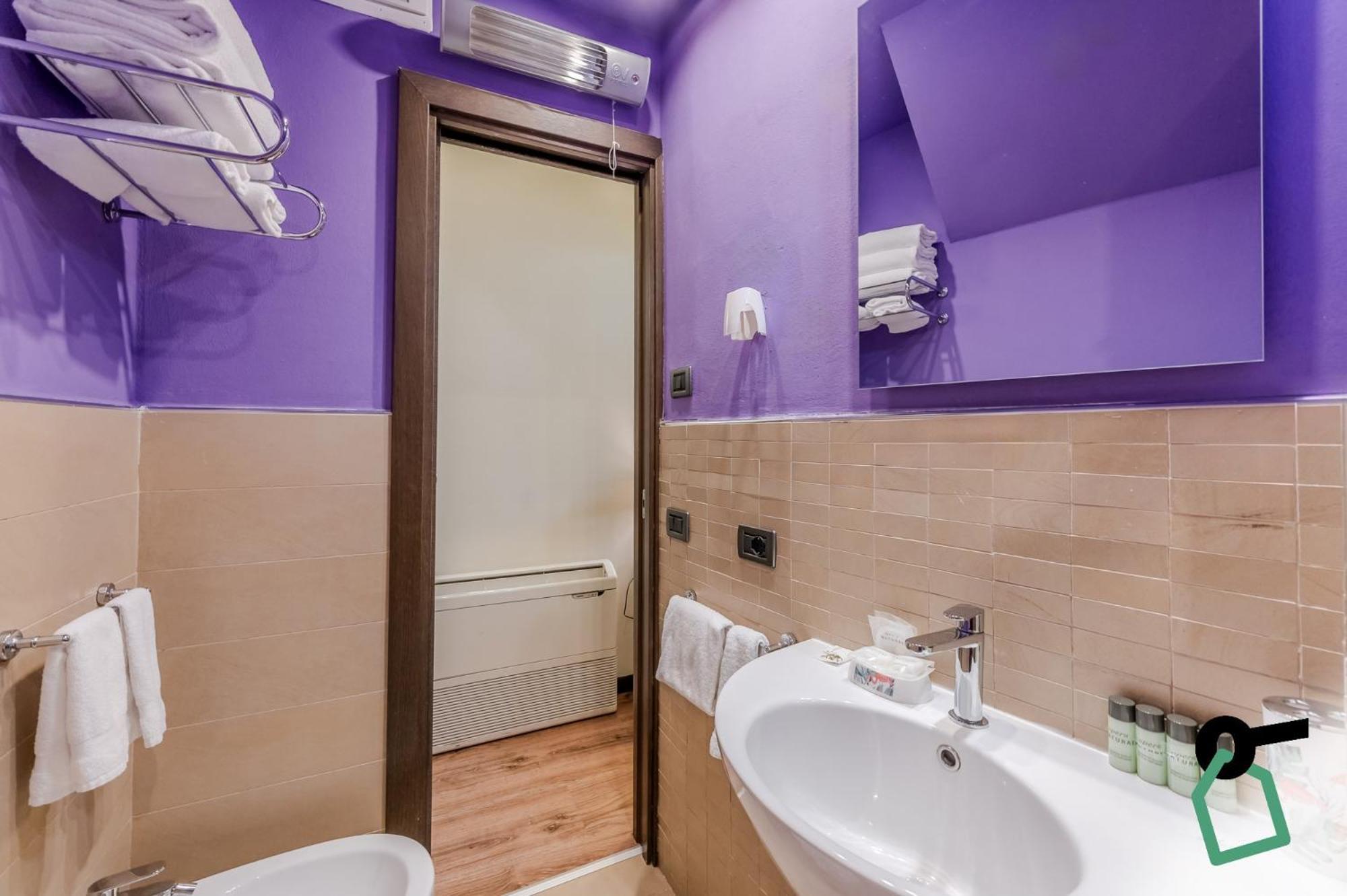 Hotiday Aparthotel Firenze Exterior photo